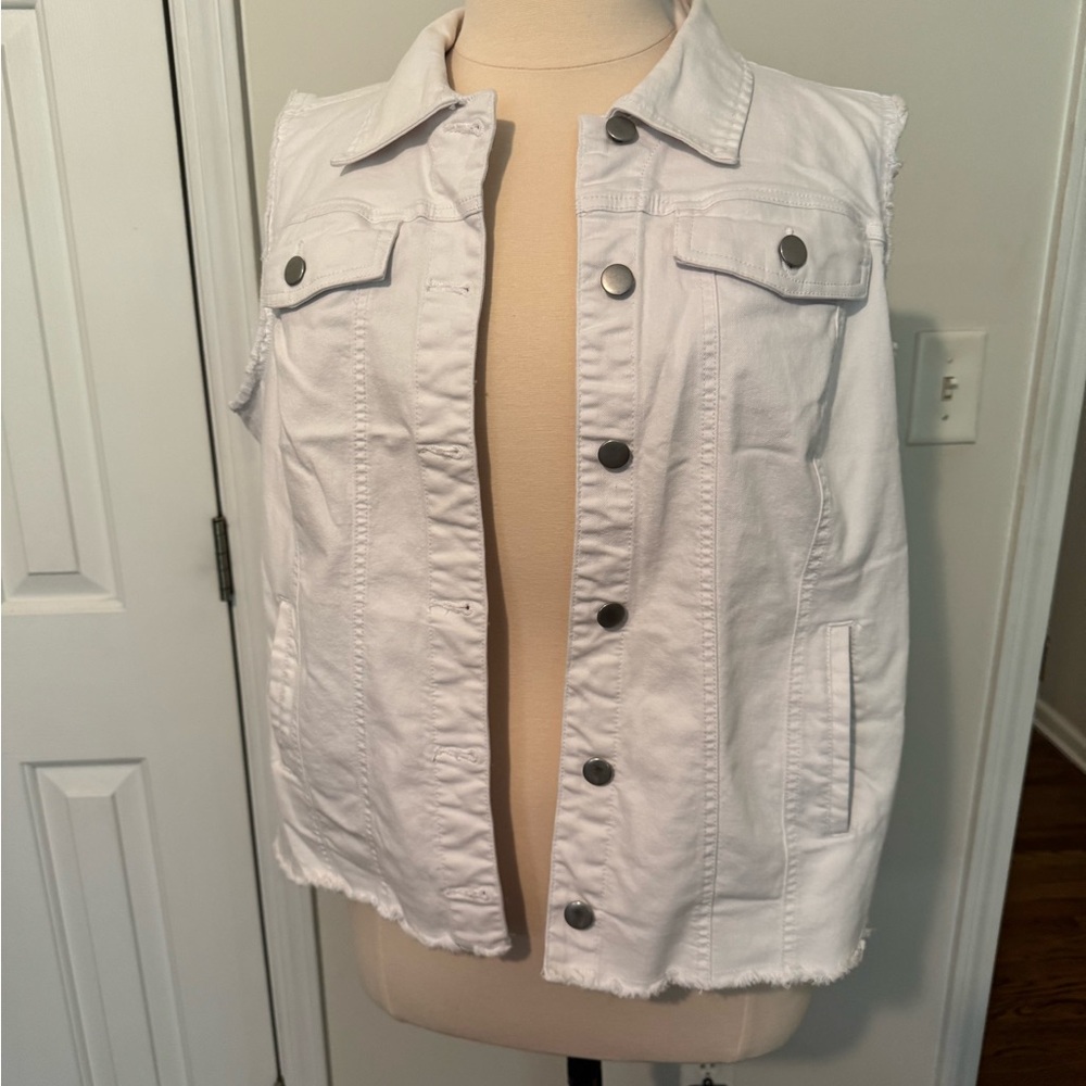 White Frayed Hem Denim Vest